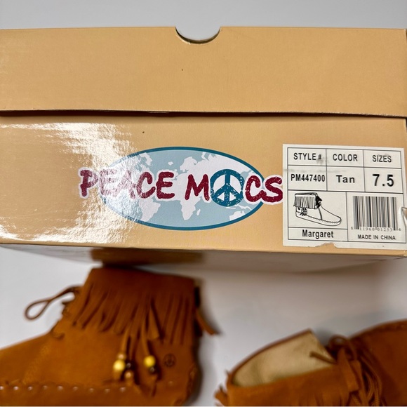 New Fringed Moccasins in Tan - Picture 12 of 14